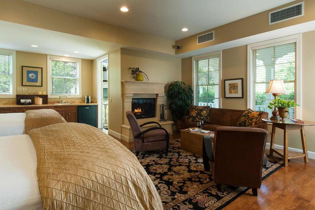 Macarthur Place Inn & Spa Sonoma Rom bilde